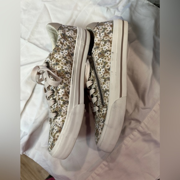 Täōs Z Soul Floral Casual Shoe 7 EUC - Picture 7 of 10